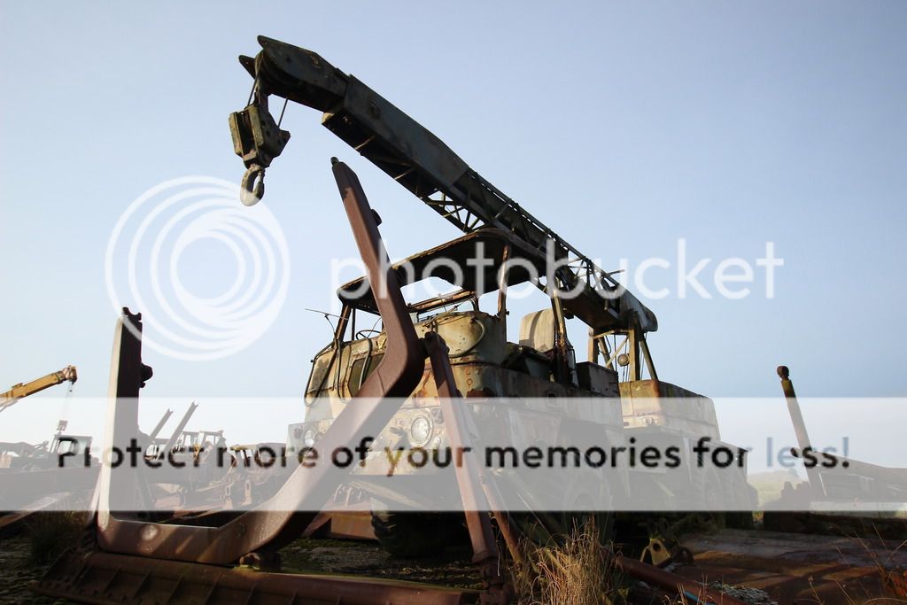 raf-folkingham-digger-graveyard-feb-2016